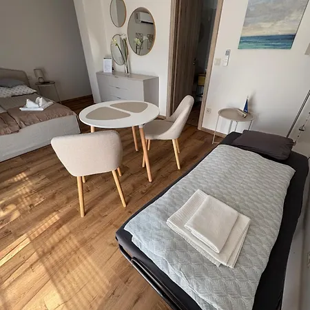 Azur Panoráma *